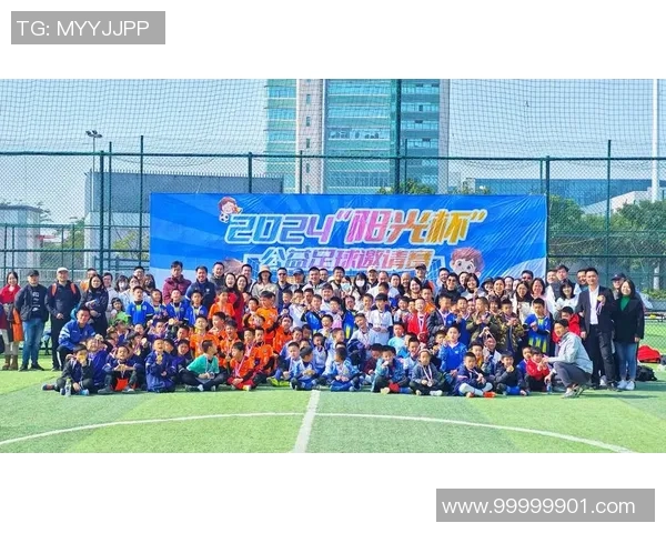 足球众筹新模式助力青少年足球发展与梦想实现