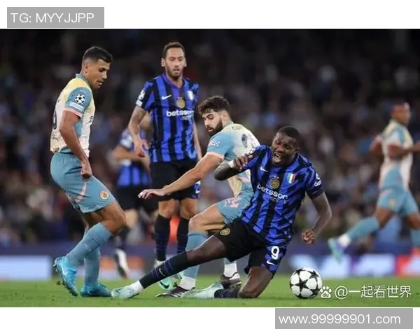 欧冠足球场的魅力与激情探秘:见证足球历史的辉煌瞬间